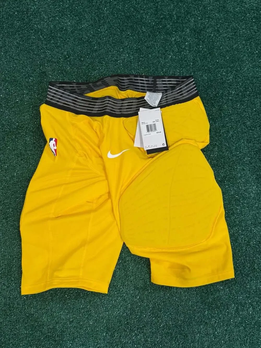 Nike Pro Hyperstrong NBA Padded Compression Shorts Yellow XXL-Tall